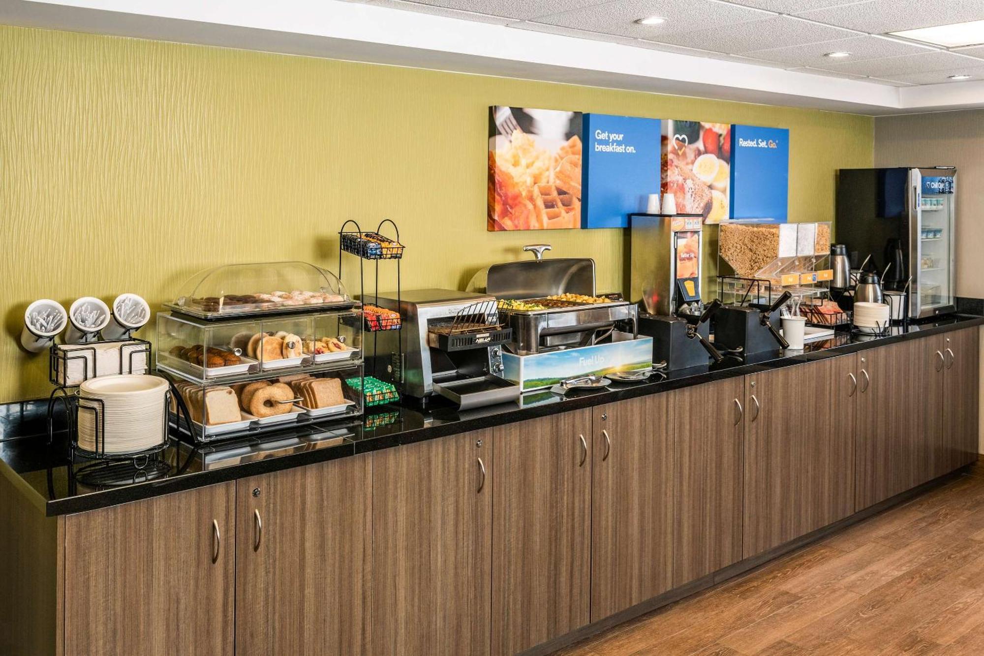 Comfort Inn Amherst Exteriör bild